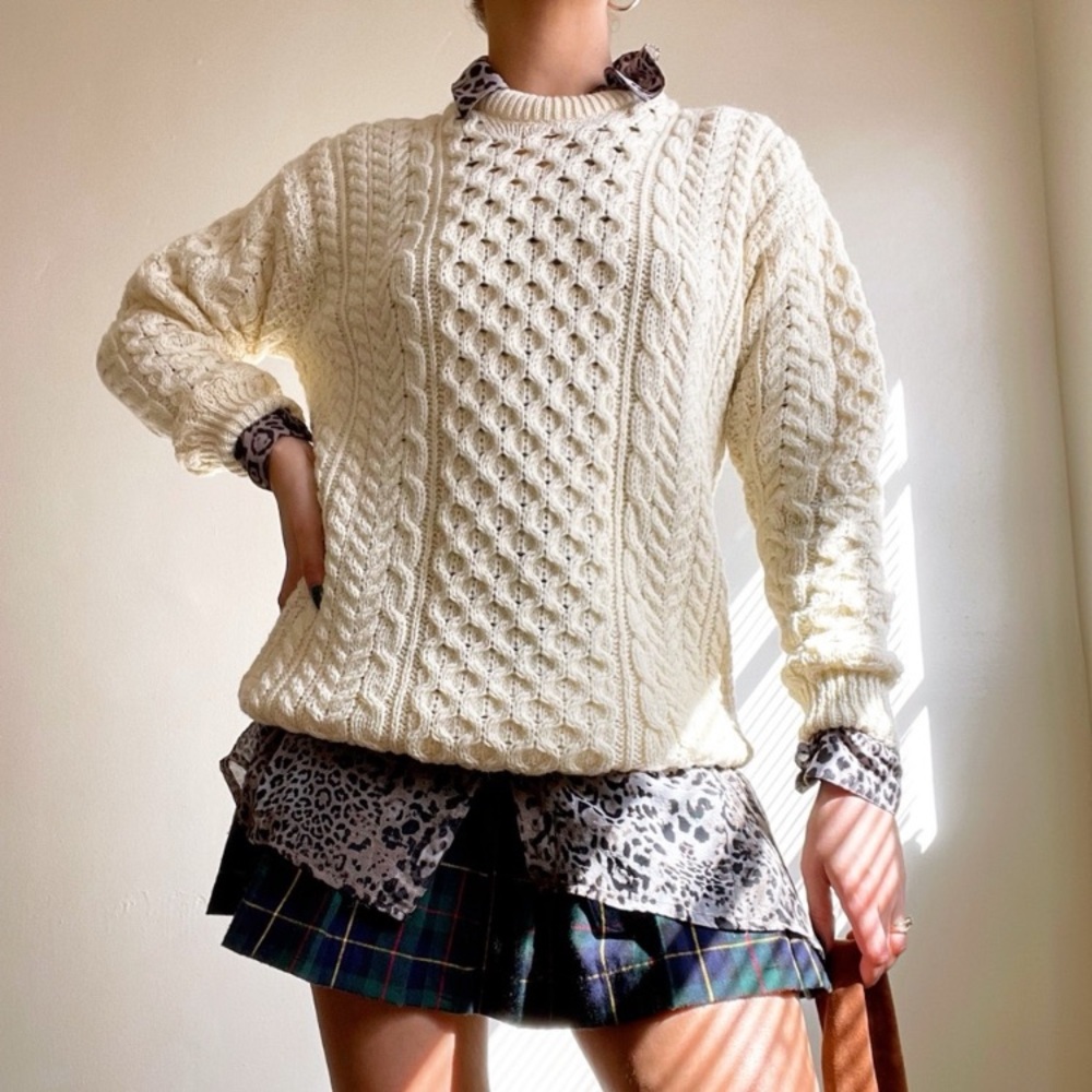 Cream Crew Neck Cable Knit Sweater
